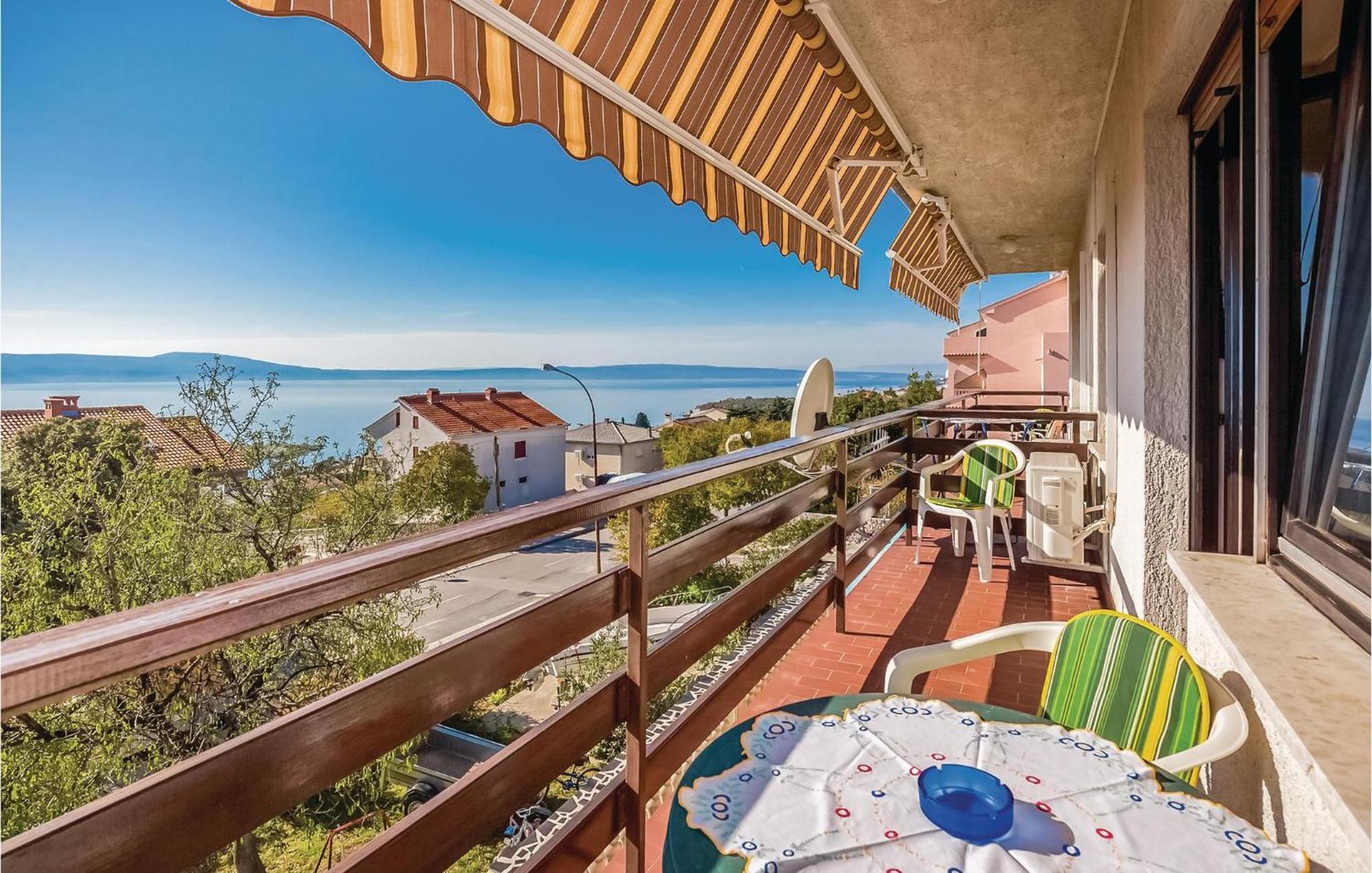 Stunning Apartment In Novi Vinodolski With Wifi Exteriör bild